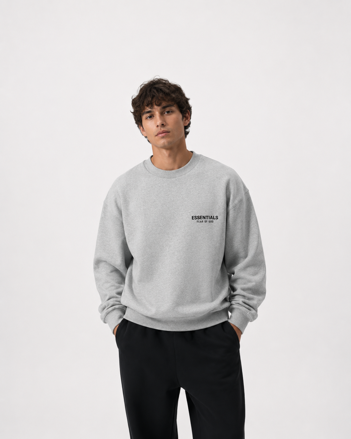 ESSENTIALS SWEATSHIRT