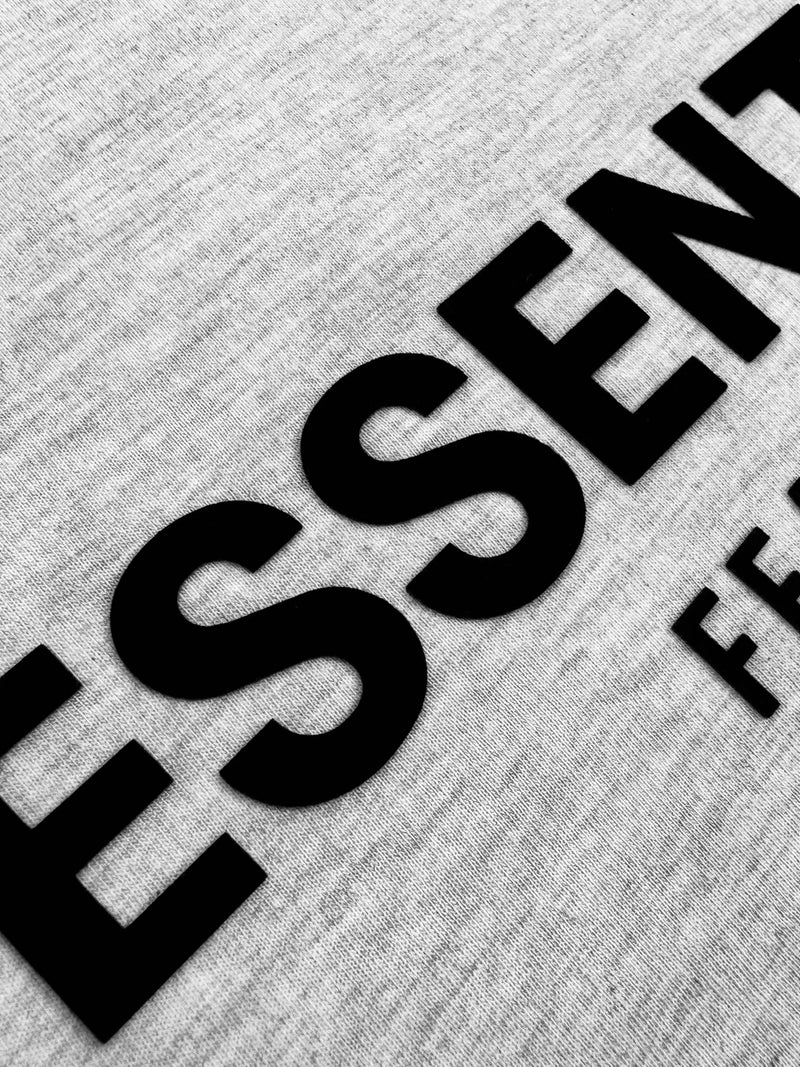   Fear of God Essentials T-shirt Light Oatmeal (SS22) - GENESIS17 