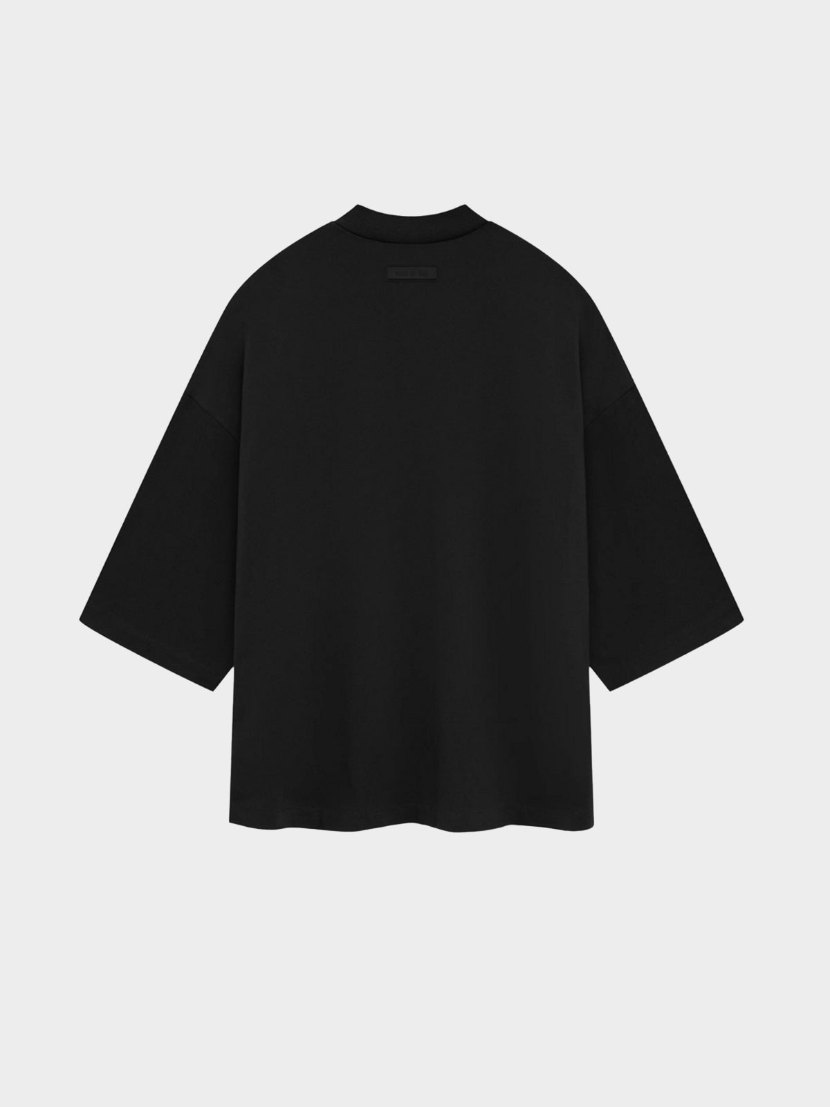 人気 ☆ FEAROFGOD ☆ V-NECK T-SHIRT JET BLACK - 24SS Fear Of God Essentials T-shirt V-Neck Jet Black (SP24)